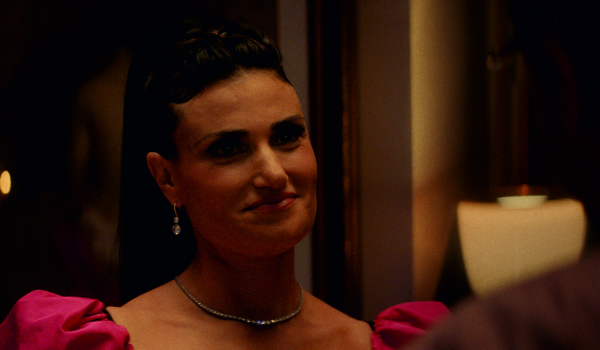 Kadr z filmu "Nieoszlifowane Diamenty"